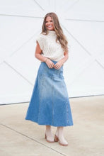 Load image into Gallery viewer, Céline Buckle Detail Midi Skirt
