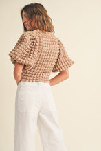 Load image into Gallery viewer, Andiamo Textured Top in Tan
