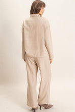 Load image into Gallery viewer, Read My Mind Beige Set
