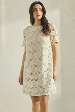 Load image into Gallery viewer, Go Your Own Way Shift Dress
