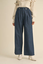 Load image into Gallery viewer, Elevated Essentials In Charge Pleated Denim Trousers
