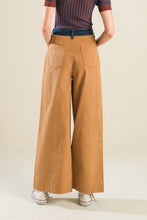 Load image into Gallery viewer, Into It Contrast Pants
