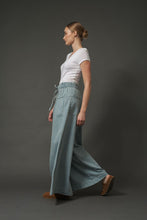 Load image into Gallery viewer, Shake It Off Wide Leg Jeans
