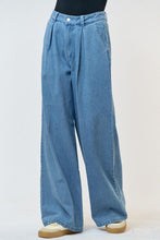 Load image into Gallery viewer, Meetup Trouser Jeans
