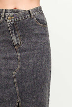 Load image into Gallery viewer, Take a Moment Denim Skirt
