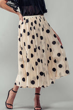 Load image into Gallery viewer, In This Moment Flowing Skirt Pre-Order 19/03
