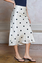 Load image into Gallery viewer, Refined Muse Silk Set
