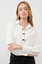 Load image into Gallery viewer, Effortless Glamour Silk Blouse
