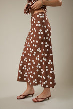Load image into Gallery viewer, Dotted Afair Brown Silk Set Pre-Order 19/03
