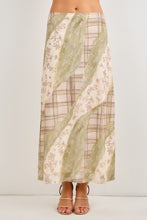Load image into Gallery viewer, Woodland Romance Mesh Set
