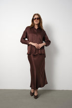 Load image into Gallery viewer, Well Considered Brown Silky Set
