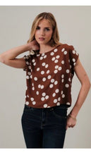 Load image into Gallery viewer, Dotted Afair Brown Silk Set Pre-Order 19/03
