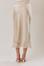 Load image into Gallery viewer, Oh So Nice Silk x Lace Skirt
