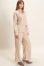 Load image into Gallery viewer, Read My Mind Beige Set
