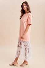 Load image into Gallery viewer, Love You Back Contrast Dress
