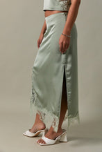 Load image into Gallery viewer, Serenade Me Sage Silk Set
