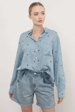 Load image into Gallery viewer, City Hearts Tencel Shirt
