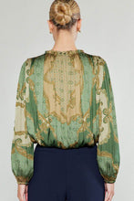 Load image into Gallery viewer, Baroque Charm Silk Set
