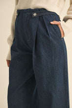 Load image into Gallery viewer, Elevated Essentials In Charge Pleated Denim Trousers
