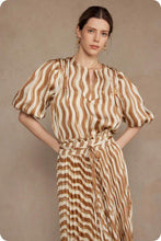 Load image into Gallery viewer, Golden Hour Silk Set
