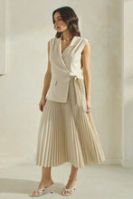Load image into Gallery viewer, Ultimate Muse Midi Dress
