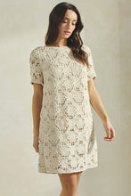 Load image into Gallery viewer, Go Your Own Way Shift Dress
