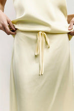 Load image into Gallery viewer, Where We Begin Silk x Lace Set
