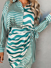 Load image into Gallery viewer, Waves x Stripes Emerald Dress
