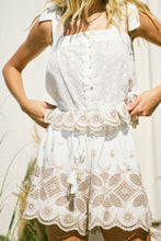 Load image into Gallery viewer, Summer Pretty Eyelet Set
