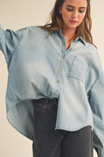 Load image into Gallery viewer, Effortless Days Denim Shirt
