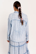 Load image into Gallery viewer, Look Into It Chambray Top
