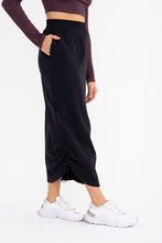 Load image into Gallery viewer, Utility Style Skirt in Black
