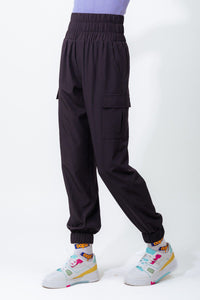 Sporty Cargo Joggers in Black