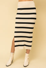 Load image into Gallery viewer, Parisian Chic Ribbed Midi Skirt
