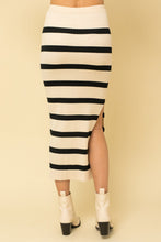 Load image into Gallery viewer, Parisian Chic Ribbed Midi Skirt
