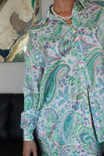 Load image into Gallery viewer, Paisleys Silk Blouse
