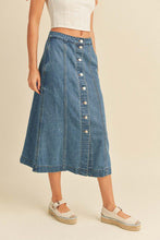 Load image into Gallery viewer, Casual Stroll Denim Skirt
