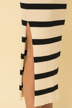 Load image into Gallery viewer, Parisian Chic Ribbed Midi Skirt
