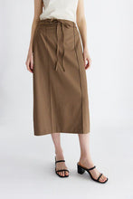 Load image into Gallery viewer, Reinne Mocha Midi Skirt
