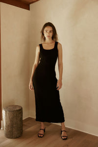 Claudia Crinkle Textured Dress in Black