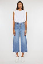 Load image into Gallery viewer, High Rise Wide Leg Cropped Jeans
