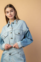 Load image into Gallery viewer, Two Tone Cropped Denim Jacket
