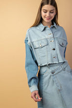 Load image into Gallery viewer, Two Tone Cropped Denim Jacket
