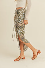 Load image into Gallery viewer, Wave Printed Ruched Skirt
