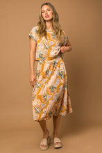 Load image into Gallery viewer, Tropical Feeling Midi Skirt
